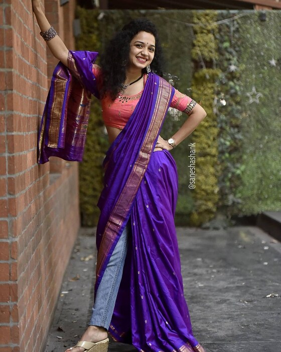 नाटकापासून तिने आपल्या करिअरला सुरूवात केली होती. त्यानंतर ती टिव्हीकडे वळली.