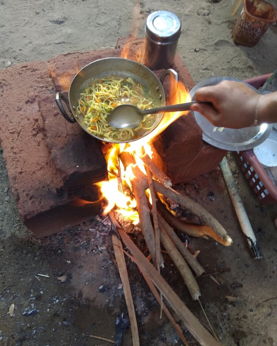 सुयशने नुकतेच हे फोटो शेअर केले आहेत.