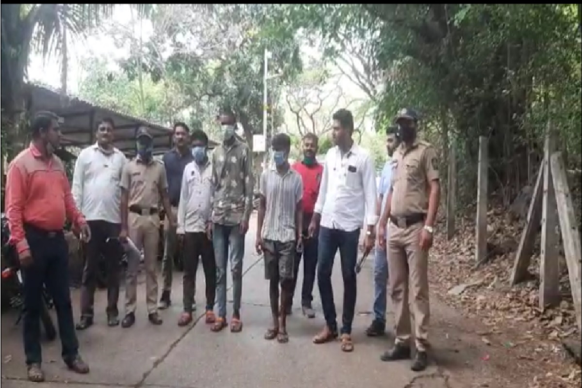 चोरी केल्यानंतर टक्कल करणाऱ्या चोरांच्या पोलिसांनी आवळल्या मुसक्या