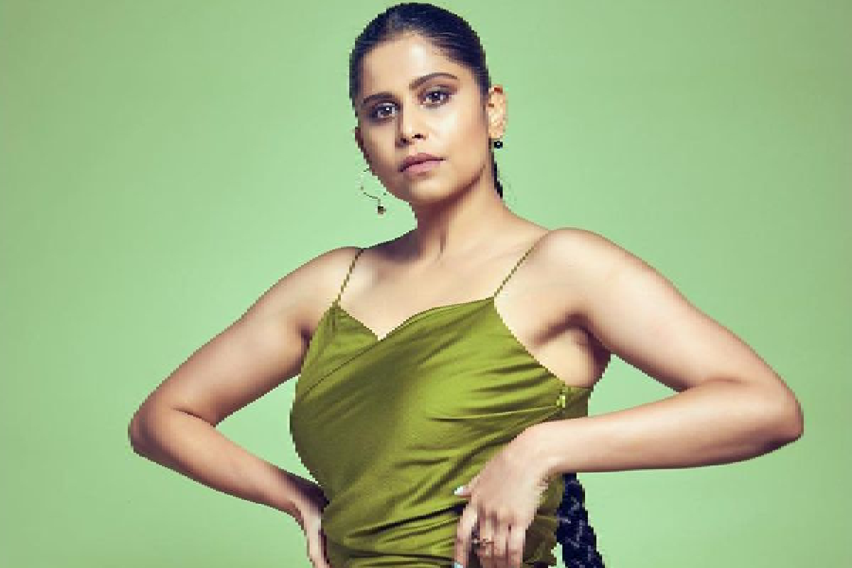 ‘नाईलाजानं करावा लागतो मेकअप’; सई ताम्हणकरनं व्यक्त केली खंत