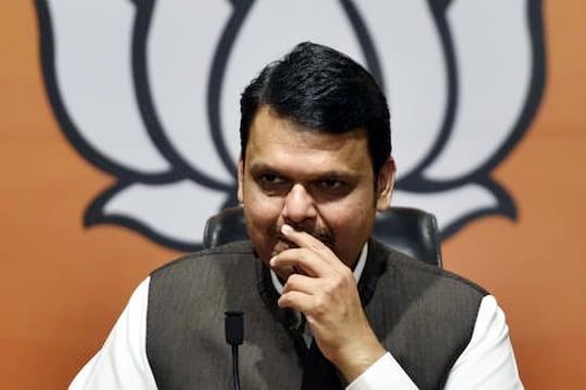  'ज्या प्रकारे मेट्रोला एकच इंजिन असते. मेट्रोला  डबल इंजिनची आवश्यकता नाही, तसंच आम्ही...'