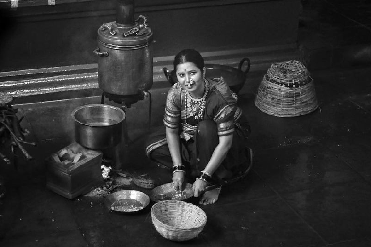 ‘परत भोपळे चौक अवस्था’; ...अन् प्राजक्ता माळीवर आली भांडी घासायची वेळ