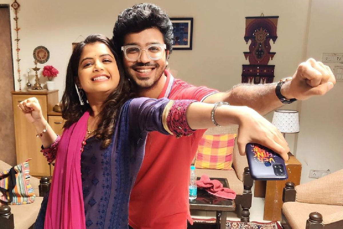 ‘मराठी संस्कृतीची इज्जत घालवणं थांबवा’; आशय कुलकर्णीच्या त्या व्हिडीओवर नेटकरी संतापले