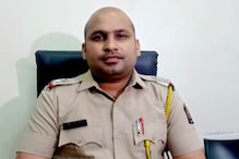 पोलिसांना वाचवणारा पोलिस! स्वतःचा जीव धोक्यात घालत केली पोलिस, कुटुंबीयांची सेवा पोलिसांना वाचवणारा पोलिस! स्वतःचा जीव धोक्यात घालत केली पोलिस, कुटुंबीयांची सेवा