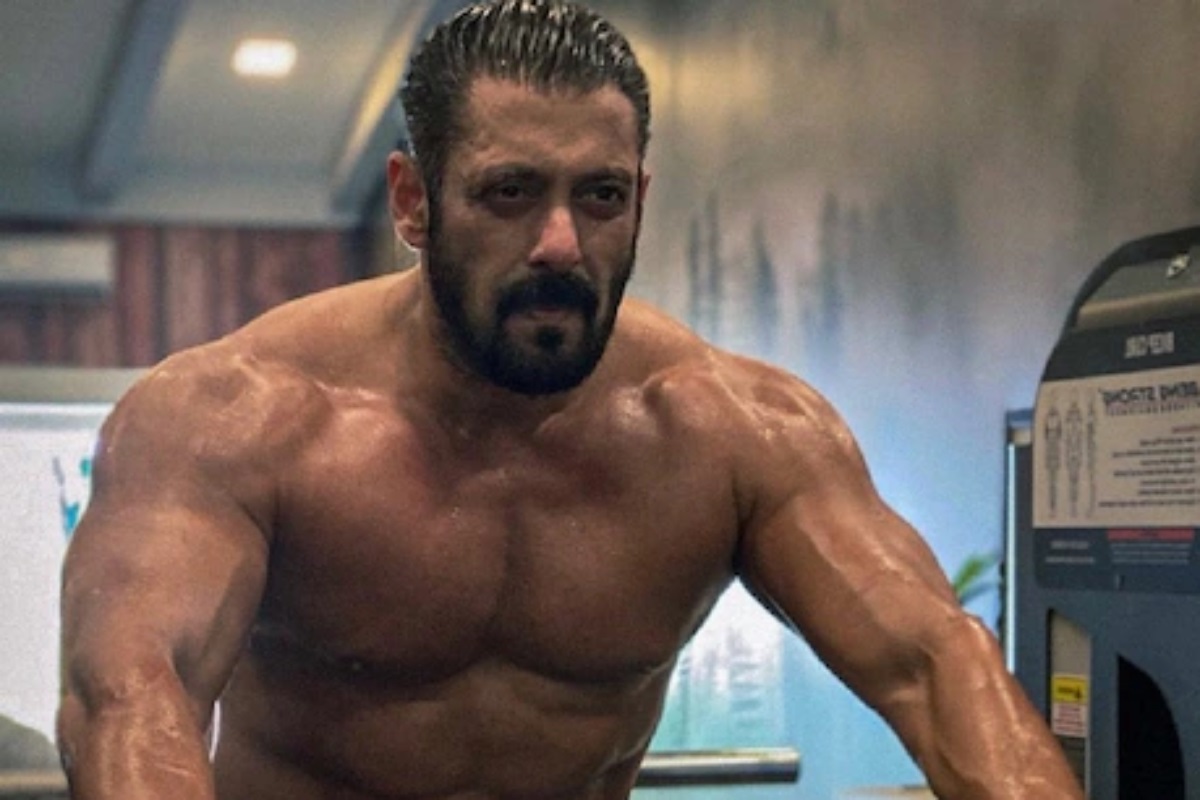 पैसे नसल्यानं सलमान खाननं या जिममधून केली बॉडी बिल्डिंगला सुरुवात; वर्षाला होती 60 रुपये फी