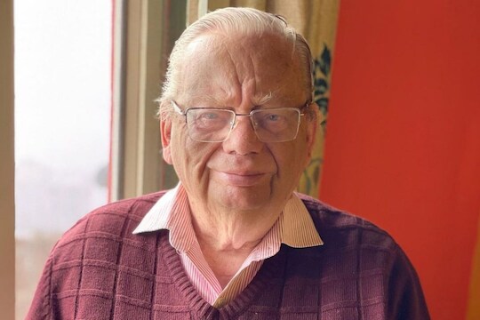 Happy Birthday:'किराणा दुकानात काम ते प्रसिद्ध लेखक' पाहा रस्किन बॉन्ड यांचा प्रेरणादायी प्रवास..