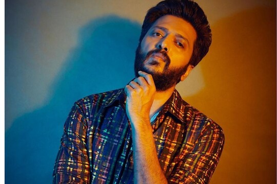 ‘ते क्षण पुन्हा अनुभवायचे आहेत...’; वडिलांच्या आठवणीत रितेश देशमुख झाला भावुक