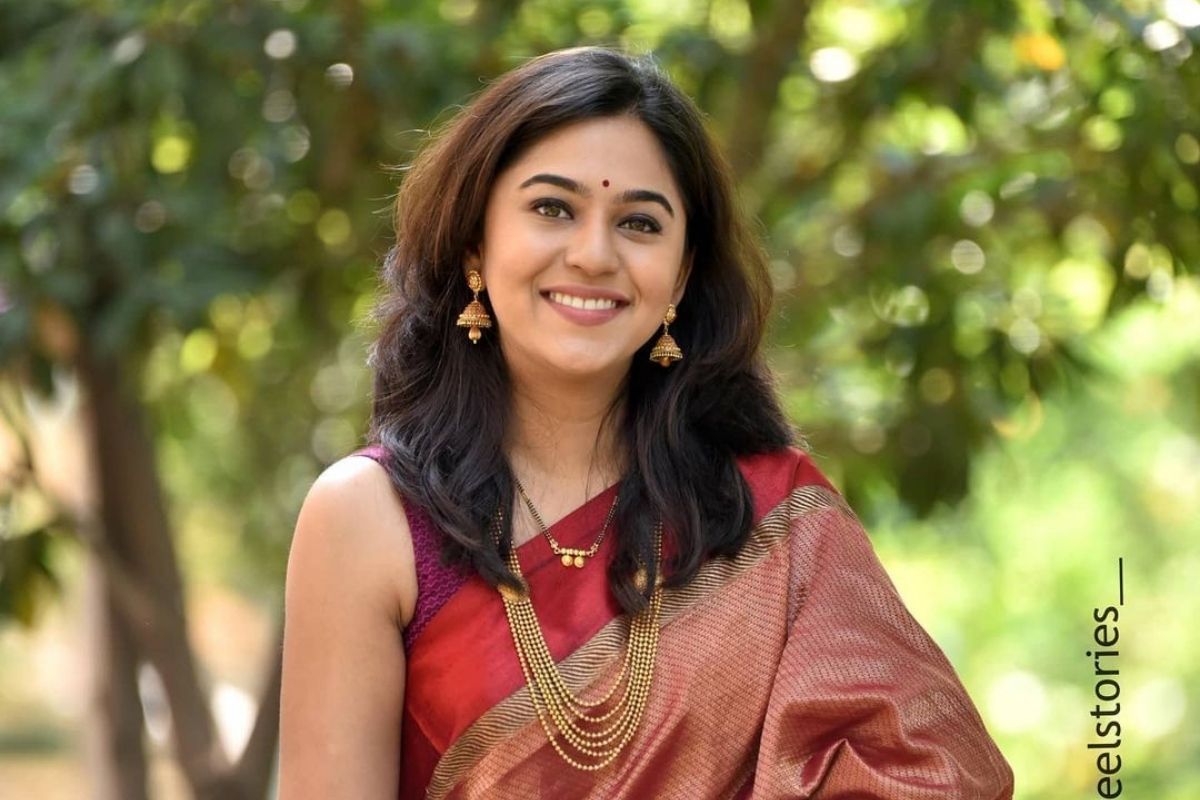 HBD:'म्हणून मेकअप रुमचं दार तोडलं', मृण्मयी देशपांडे आणि सिद्धार्थ चांदेकरच्या भांडणाचा भन्नाट किस्सा