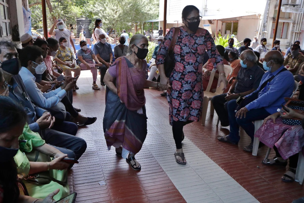 भारतीयांना मिळणार Pfizer, Moderna ची लस! पुरवठ्यासाठी सरकारचा रोडमॅप तयार