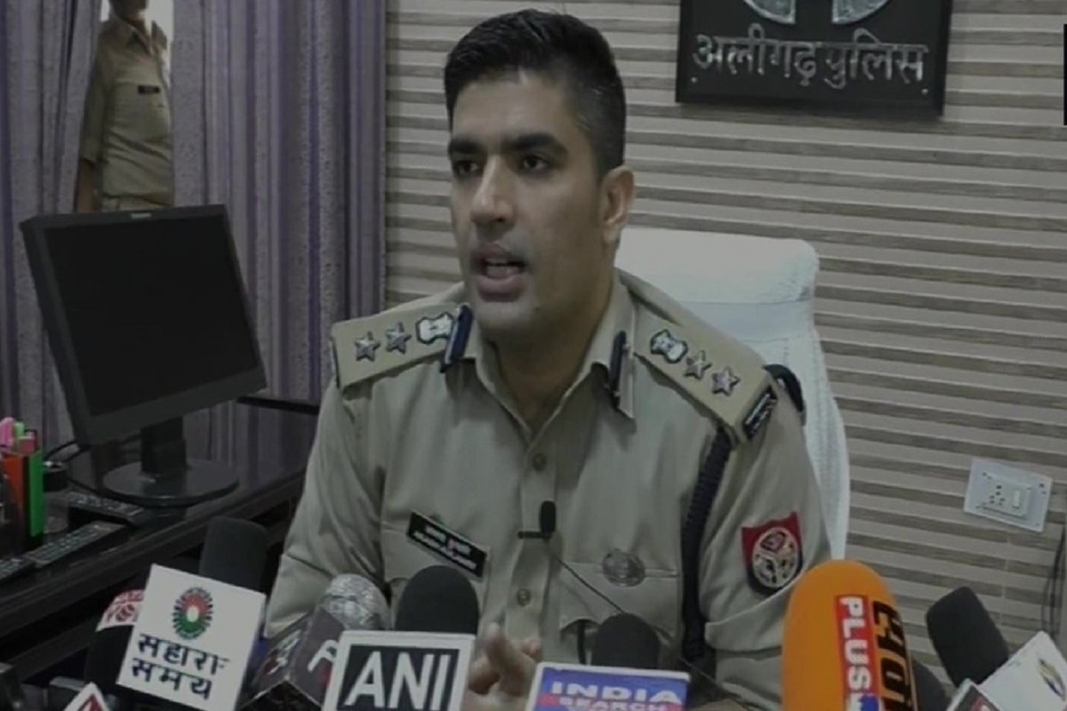 Success Story: शाळेतून काढून टाकलेला पोरगा IPS झाला; जाणून घ्या पोलीस उपायुक्त आकाश कुल्हारींची प्रेरक कथा