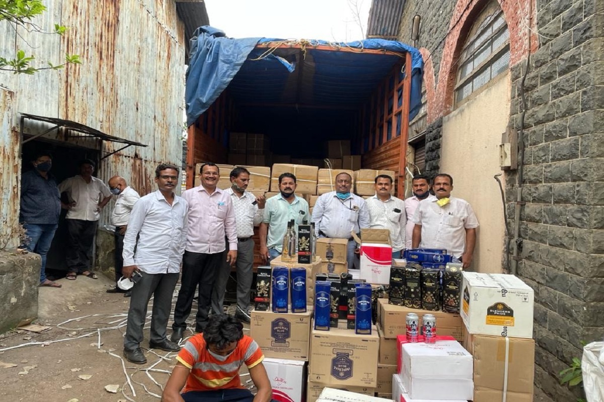 VIDEO: राज्य उत्पादन शुल्क विभागाची मोठी कारवाई; तब्बल 1 कोटींचा मद्यसाठा जप्त