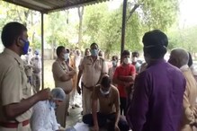 देशासाठी लढला मात्र आपल्याच माणसांपुढे हारला, पोलिसांसमोरच जवानाची निर्घृण हत्या देशासाठी लढला मात्र आपल्याच माणसांपुढे हारला, पोलिसांसमोरच जवानाची निर्घृण हत्या