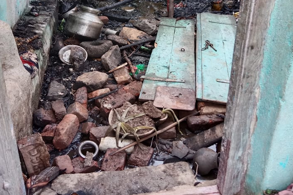 शॉर्टसर्किटने लागलेल्या आगीत मायलेकीचा होरपळून मृत्यू, बीडमधील दुर्दैवी घटना