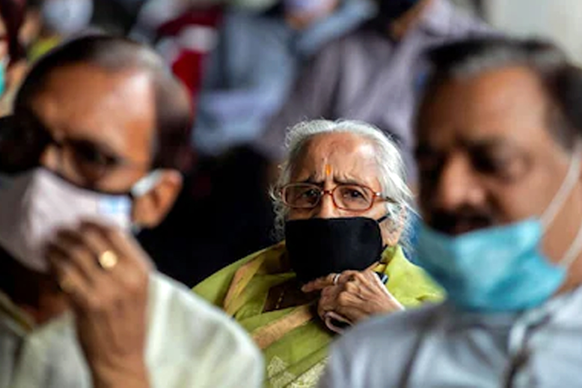 Black Fungus : कसा पसरतोय हा जीवघेणा आजार, बचावासाठी काय कराल? AIIMS च्या प्रमुखांनी दिली माहिती