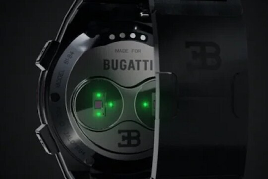 बाबो! या घडाळ्याच्या किंमतीत गाडी घेऊ शकाल, कार कंपनी Buggati चं Smartwatch लाँच