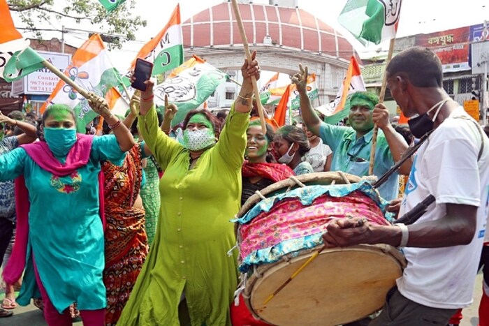 पश्चिम बंगाल, आसाम, केरळ, तामिळनाडू आणि पद्दुचेरी या पाच राज्यांमध्ये विधानसभा निवडणूक झाल्या. कालच या निवडणुकांचा निकाल जाहीर झाला. 