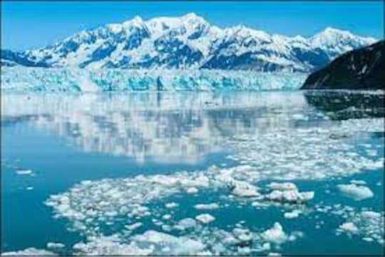 जगासमोर आणखी एक संकट! अंटार्क्टिकामधील सर्वात मोठा हिमनग तुटला, वैज्ञानिक चिंतेत