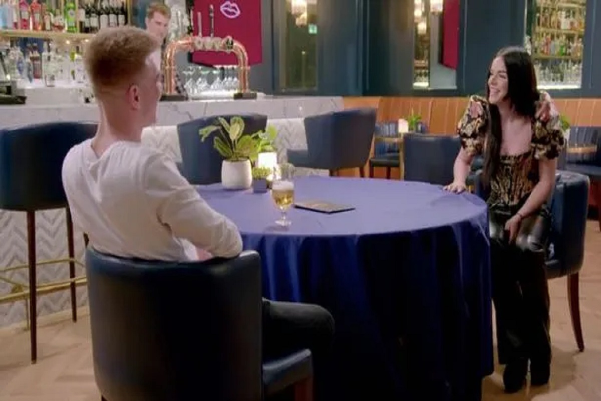 TV शोमध्ये दिली सावत्र भावावरील प्रेमाची कबुली, आता दोघं करतायंत एकमेकांना डेट