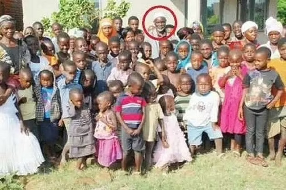 या आजोबांना आवरा! 16 पत्नी, 150 मुलं; म्हणे, व्हायचंय 100 बायकांचा नवरा आणि 1000 पोरांचा बाप