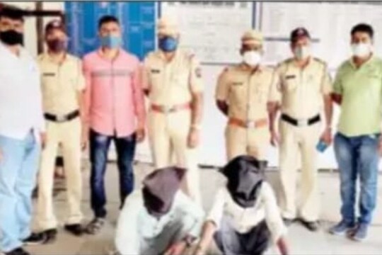 भयंकर! प्रियकराच्या मित्रासोबत संबंध ठेवण्यास विवाहितेनं दिला नकार; दगडाने ठेचून हत्या