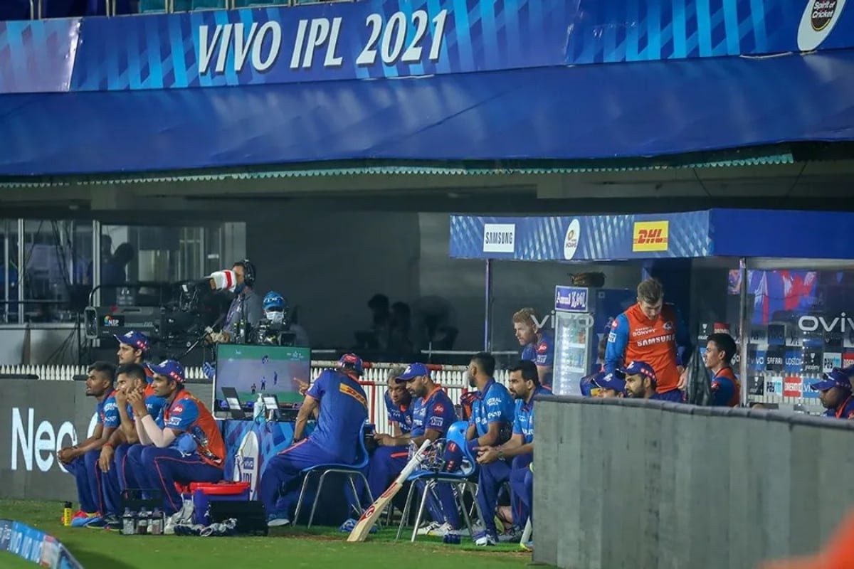 IPL 2021: मुंबईविरुद्ध खळ्ळ-खट्याक, थोडक्यात वाचले खेळाडू!