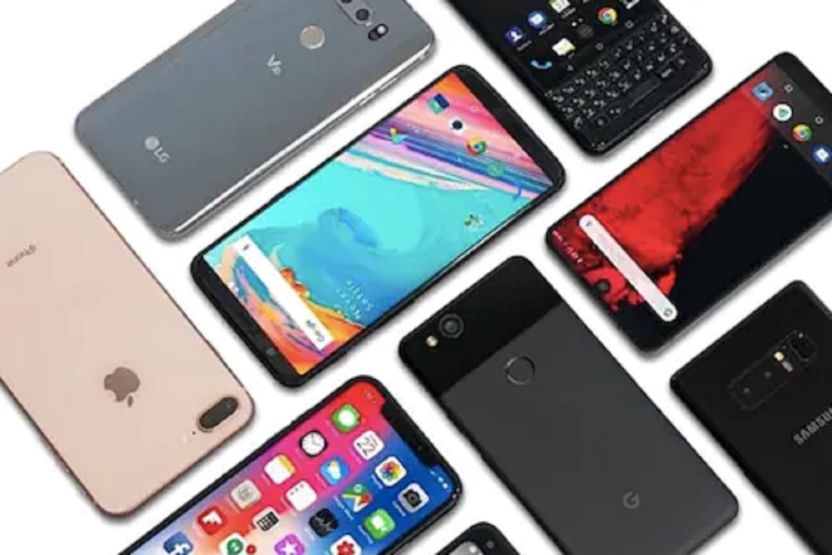 नवीन Smartphone घेताय? 15 हजार रुपयांत जबरदस्त फीचर्ससह मिळतील हे 5G फोन