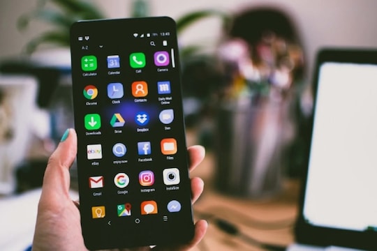 लाखो फोन्सवर बंद होणार Gmail, Maps आणि YouTube सारखे Google Apps, हे आहे कारण; यात तुमचा फोन तर नाही?