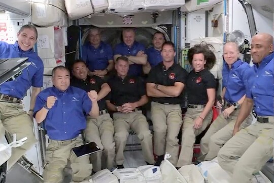 इंटरनॅशनल स्पेस सेंटरमधून 160 दिवसांनी परतले, अंतराळविरांनी सांगितला थरारक अनुभव