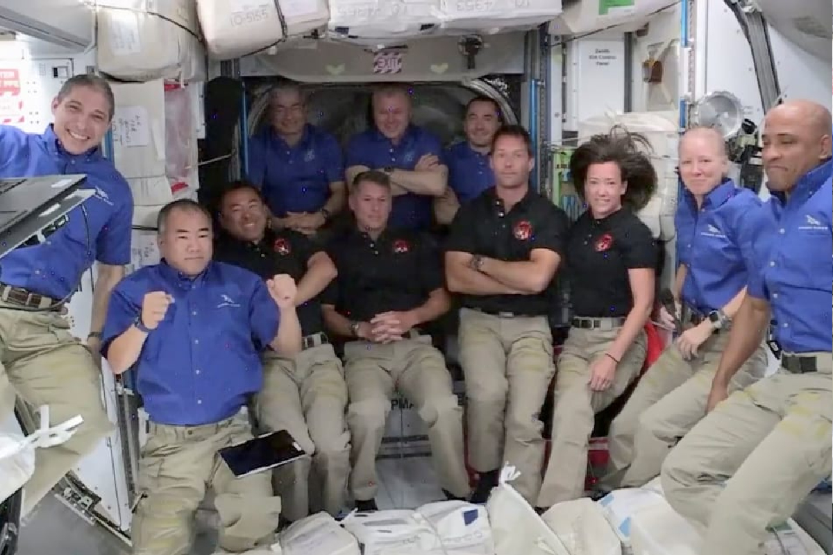इंटरनॅशनल स्पेस सेंटरमधून 160 दिवसांनी परतले, अंतराळविरांनी सांगितला थरारक अनुभव