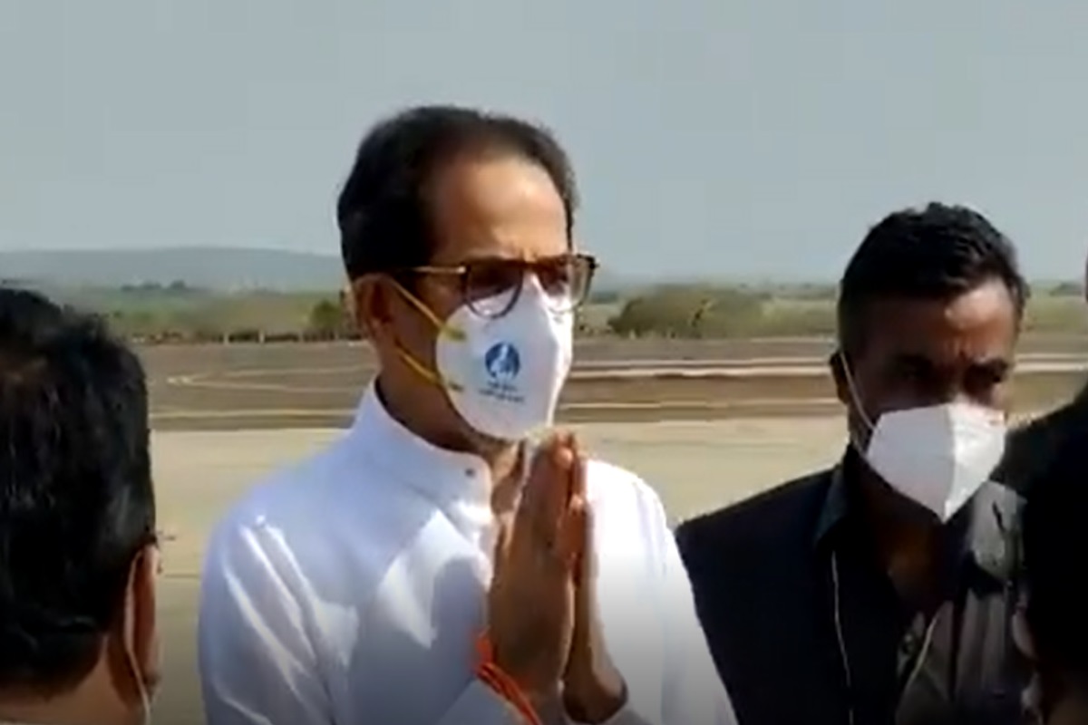 'मी फोटोसेशनासाठी नाही, मदतीसाठी आलोय'; मुख्यमंत्र्यांनी घेतला रत्नागिरीतील नुकसानाचा आढावा