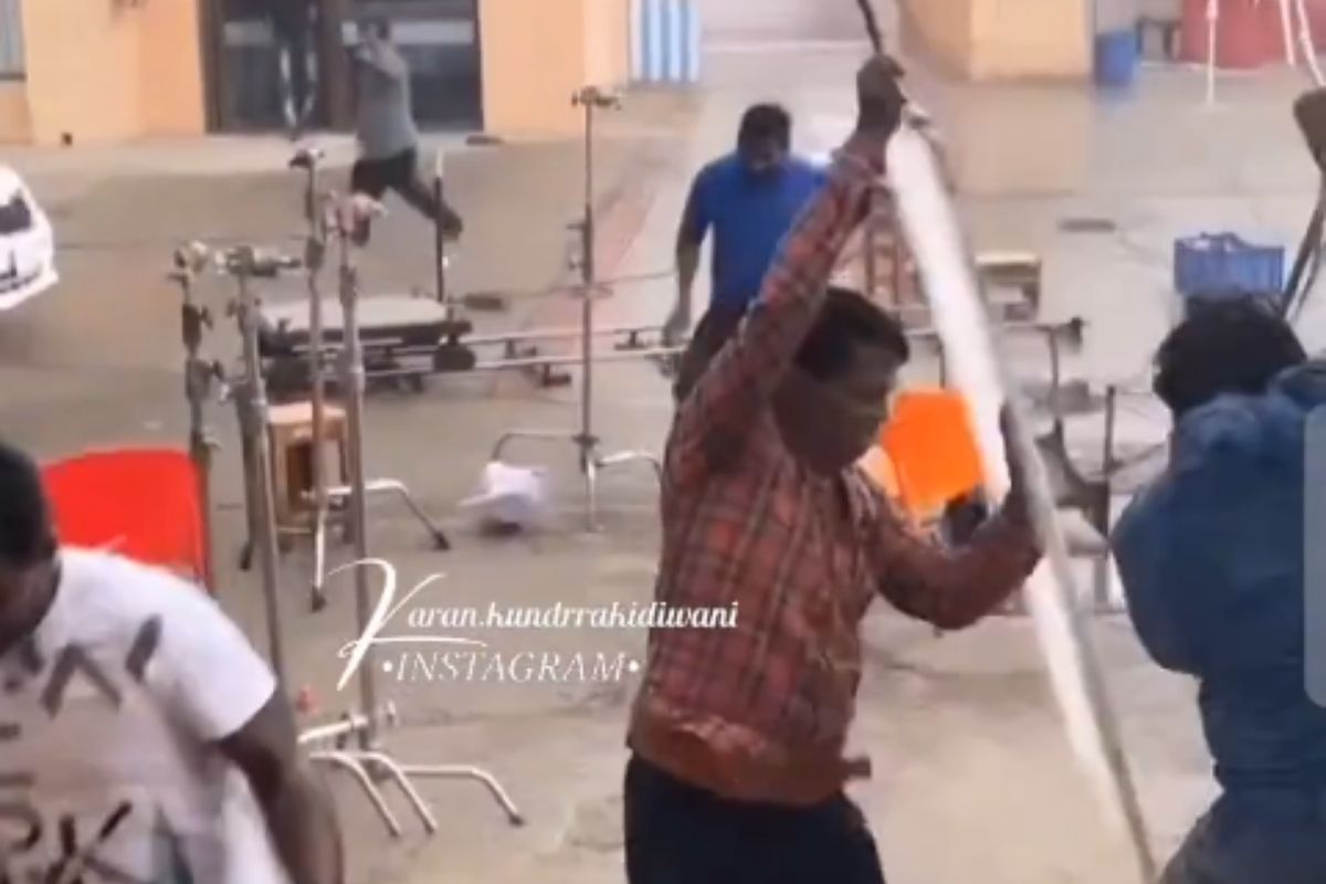 प्रसिद्ध मालिकेचा सेट Cyclone Tauktae मुळे उद्ध्वस्त; बचावासाठी क्रू मेंबर्सची पळापळ, पाहा VIDEO