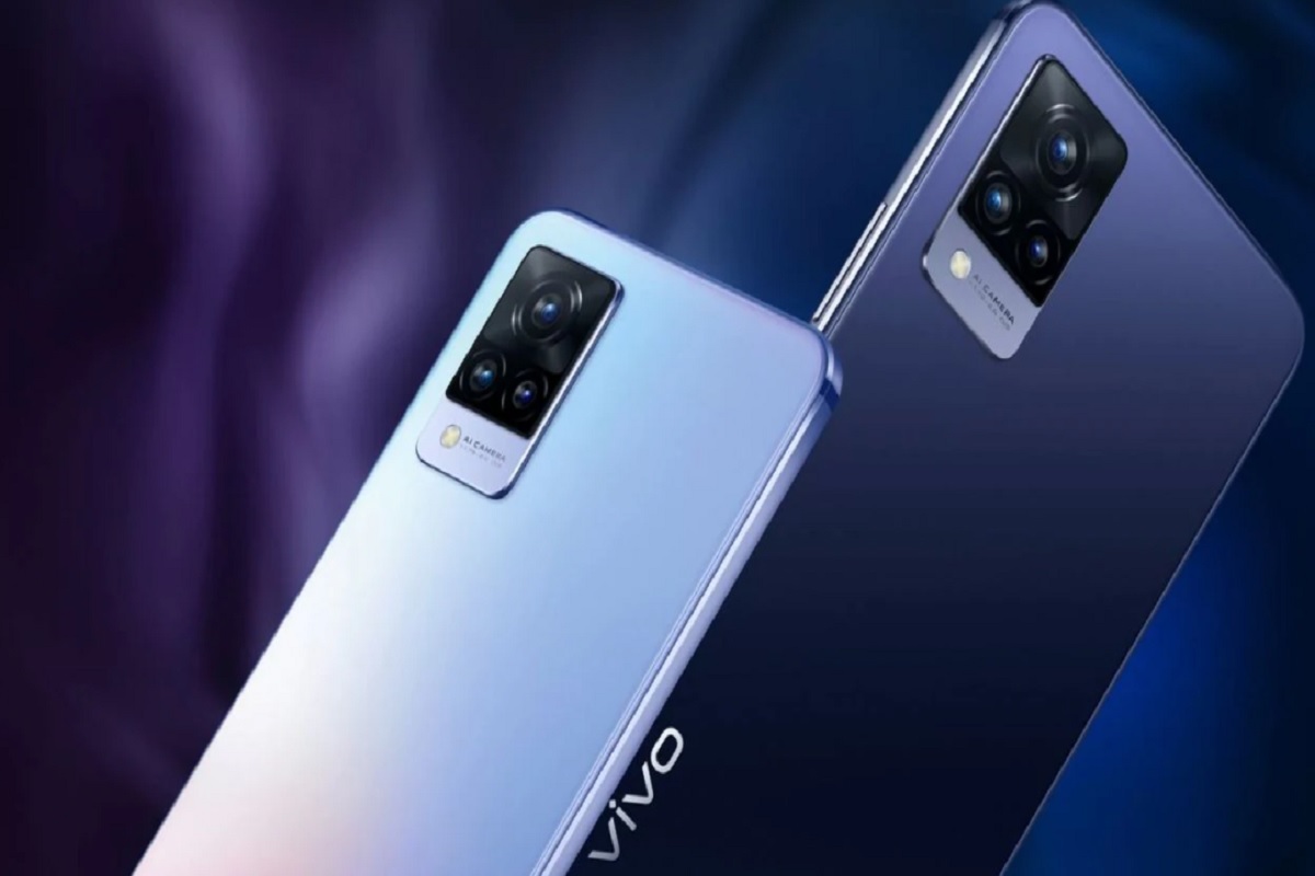 खास फ्रंट कॅमेरा असणारा जगातला पहिला स्मार्टफोन; जाणून घ्या किंमत आणि फीचर्स