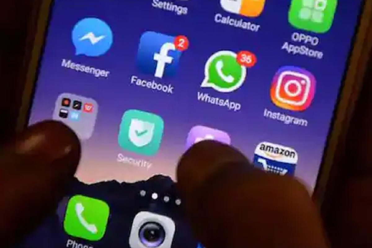 आता तुमच्या जवळचं वॅक्सिनेशन सेंटर शोधण्यासाठी WhatsApp करणार मदत; पाहा कशी आहे प्रोसेस