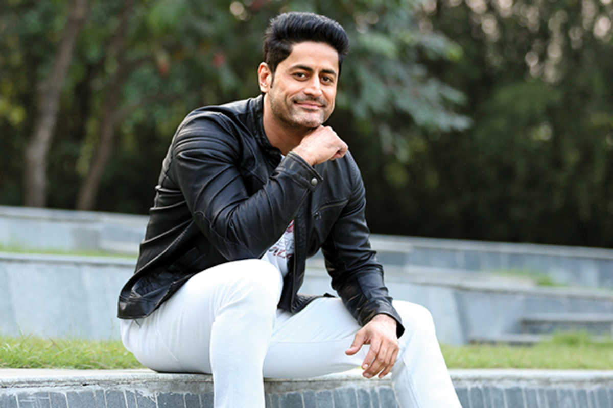 अभिनेता मोहीत रैनाची चौघांविरोधात पोलिसांत तक्रार, सोशल मीडियावर पसरवत होते चुकीची माहिती