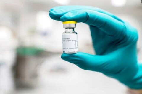 Corona Vaccine Price Hike: कोरोना (Covid 19) पासून बचाव करण्यासाठी देशात लसीकरणावर (Corona Vaccination) भर देण्यात आला आहे. कोरोनावर नियंत्रण मिळवण्यासाठी लसीकरण हा उत्तम उपाय असल्याचं सांगितलं जात आहे. 