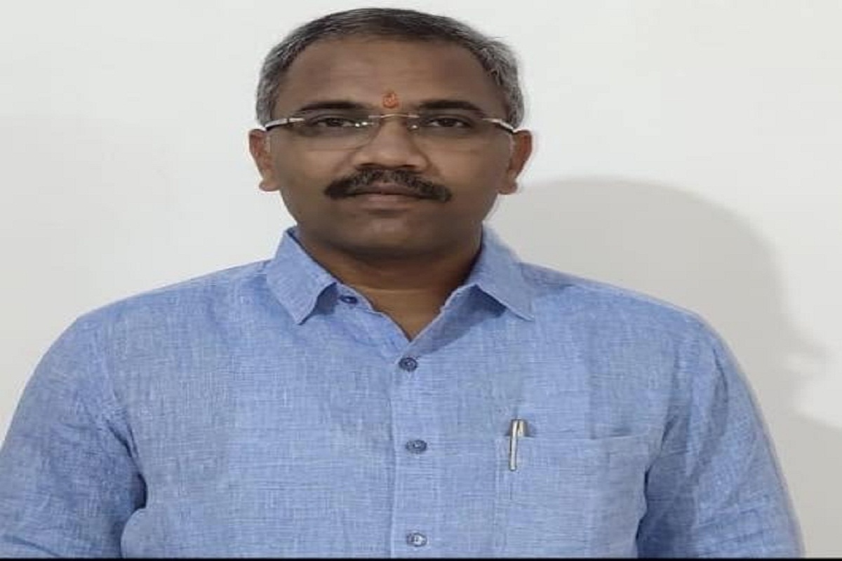 IAS अधिकाऱ्याकडून माजी नगरसेवकाच्या आरोपांवर 5 पानी खुलासा; ठाण्यात उलट-सुलट चर्चांना उधाण