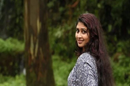 भाजपमध्ये मोठं खिंडार, एकाचवेळी 15 भाजप नेत्यांचा पक्षाला रामराम