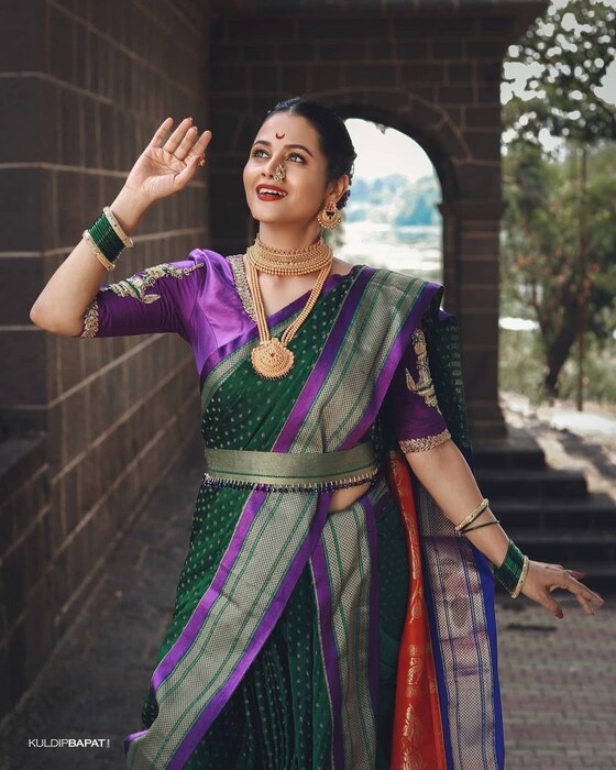 ‘अवघाची हा संसार’ या सुपरहिट मालिकेतून घराघरात पोहोचलेली अभिनेत्री दिप्ती श्रीकांत देवी ही देखील मोठ्या उत्साहानं वटपौर्णिमेचा सण साजरा करत आहे. 