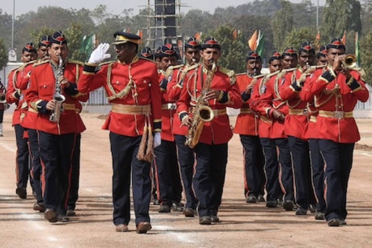 ...म्हणून आपण इतकी वर्ष ऐकत असलेली भारतीय सैन्याच्या बॅण्डची धून बदलणार!