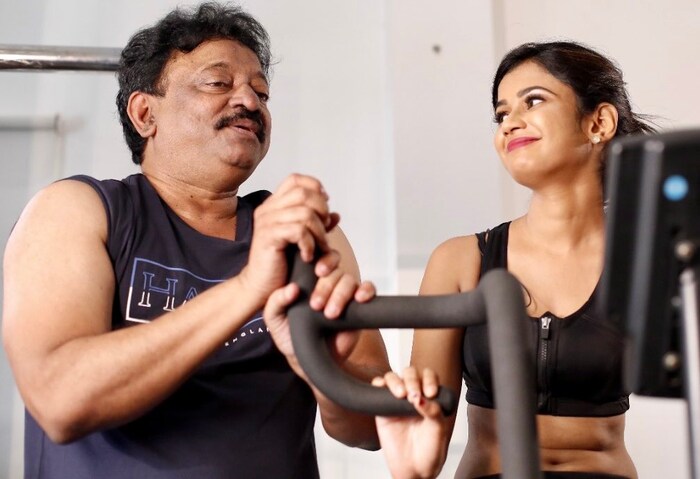 दरम्यान तिसऱ्या चित्रपटाचं नाव काय किंवा त्याची पटकथा याबाबत त्यांनी आद्याप काहीही सांगितलेलं नाही. परंतु या चित्रपटातील अभिनेत्रीसोबत त्यांनी काही फोटो शेअर केले आहेत.