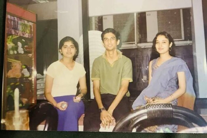 या प्रकरणातील अनेक प्रश्नांची उत्तर अद्याप सीबीआयला मिळालेली नाहीत. शिवाय सुशांत आत्महत्येसाठी प्रवृत्त का झाला होता? याचंही कारण अद्याप स्पष्ट झालेलं नाही.