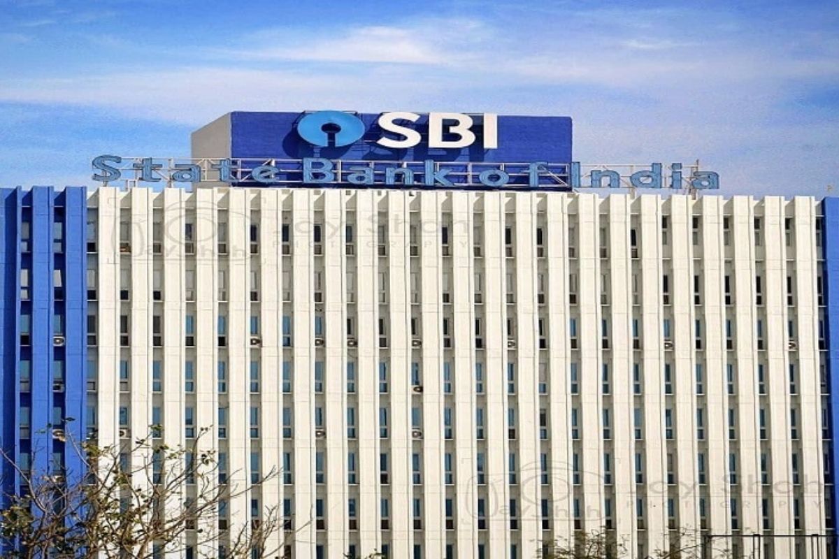 Job Alert! SBI मध्ये इंजिनिअर्ससाठी पदभरती; लगेच करा apply