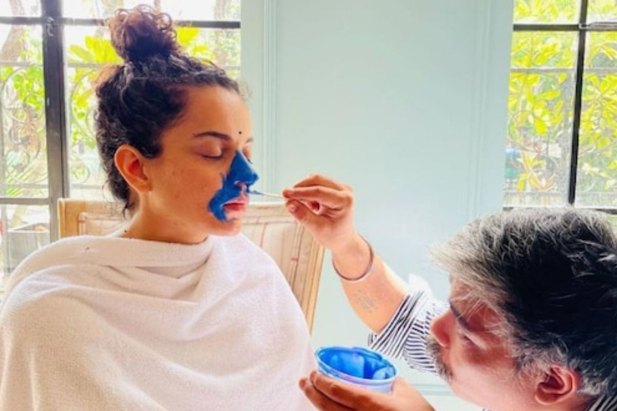 'थलाइवी' नंतर कंगनाचा नवा राजकीयपट; साकारणार इंदिरा गांधींची भूमिका