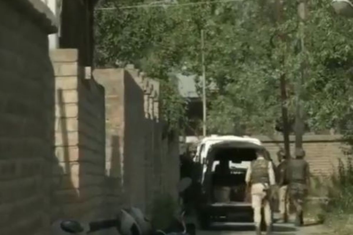 श्रीनगरमध्ये चकमक; पाकिस्तानी दहशतवादी आणि लष्कर-ए-तोयबाचा टॉप कमांडर अबरारचा खात्मा