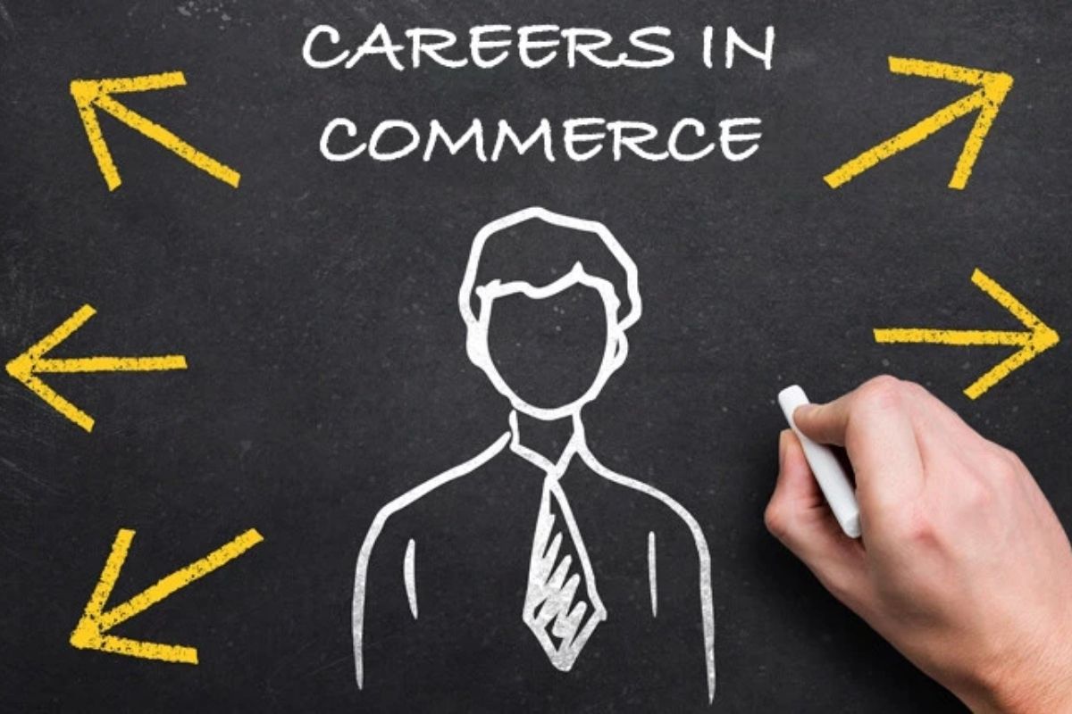 बारावीनंतर कॉमर्समध्ये करिअर करायचंय? मग हे कोर्सेस करा आणि मिळवा भरपूर पगार