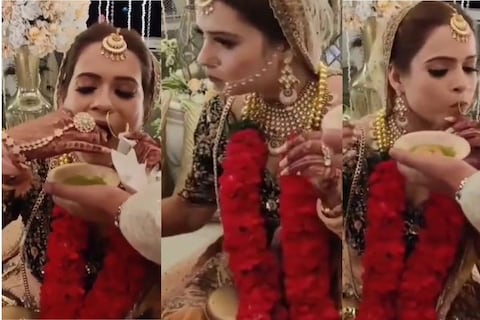 सध्या एक विनोदी व्हिडिओ मोठ्या प्रमाणात व्हायरल झाला आहे. यात नवरीबाई आपल्या दुनियेत रमल्याचं पाहायला मिळतं (Bride Video Viral). 
