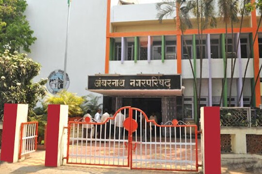 ओबीसी आरक्षण रद्द : अंबरनाथ-बदलापूरच्या पालिका निवडणुकांची समीकरणं बदलणार, चुरस वाढणार