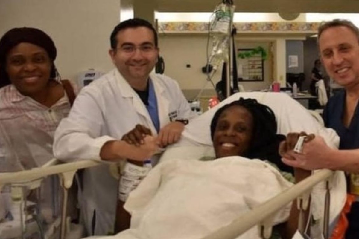 25 वर्षाच्या हलिमानं एकसोबतच दिला 9 बाळांना जन्म, एका महिन्यानंतर आहे अशी अवस्था