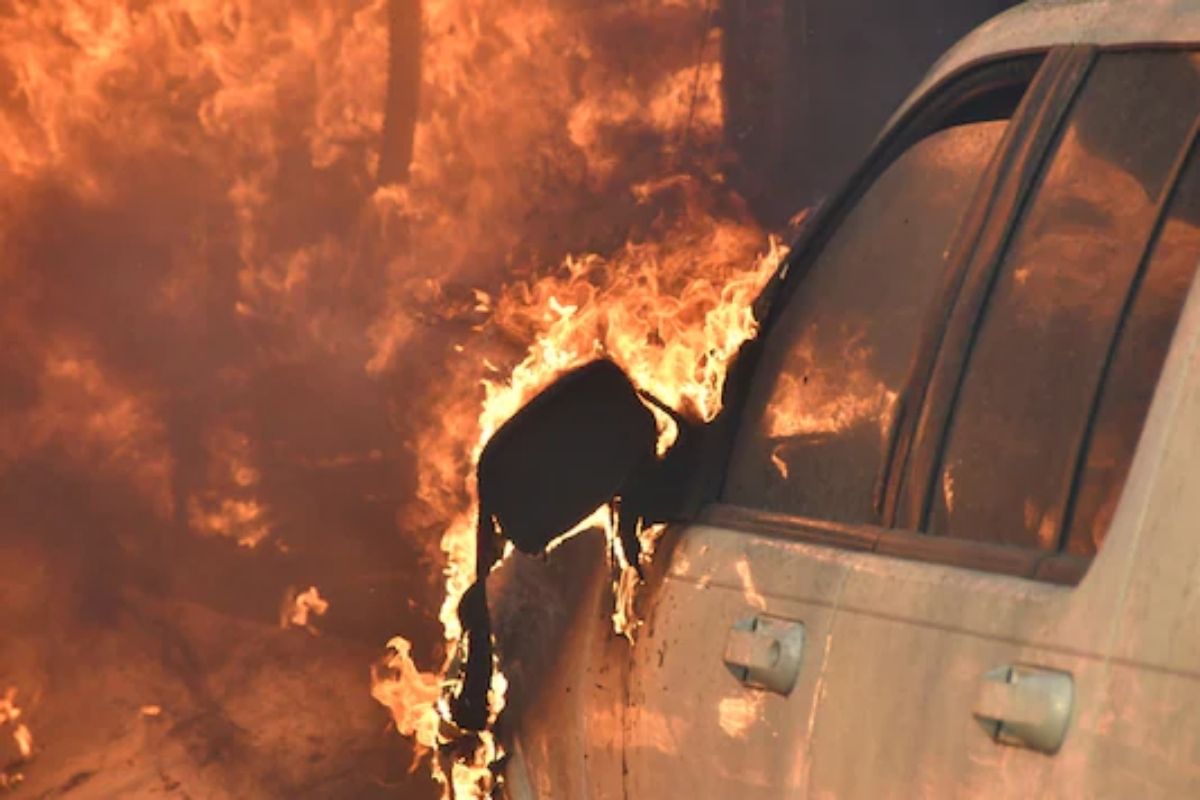 पिंपरीत स्कोडा गाडीत आढळलेल्या मृतदेहाचं गूढ उलगडलं; दारू पाजून आवळला गळा