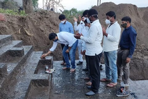 Jamkhed News: पुण्यश्‍लोक अहिल्यादेवी होळकर याचं जन्मस्थान असणाऱ्या जामखेड तालुक्यातील चौंडी याठिकाणी 250 वर्षे जुना ऐतिहासिक घाट आढळला आहे.